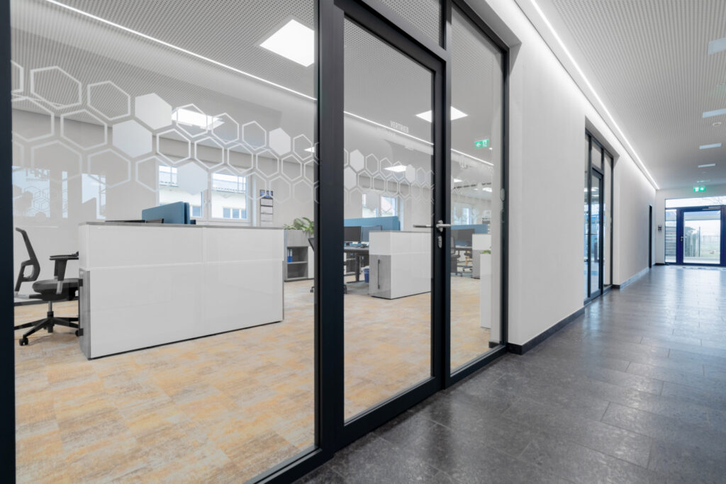 Büroplanung Ralbitz-Rosenthal Case-Study M-PT Matjeschk-PowerTools GmbH & Co. KG 9