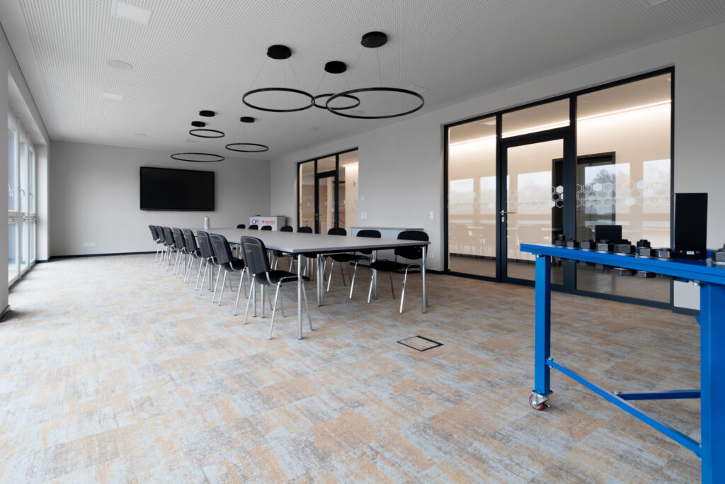 Büroplanung Ralbitz-Rosenthal Case-Study M-PT Matjeschk-PowerTools GmbH & Co. KG 24
