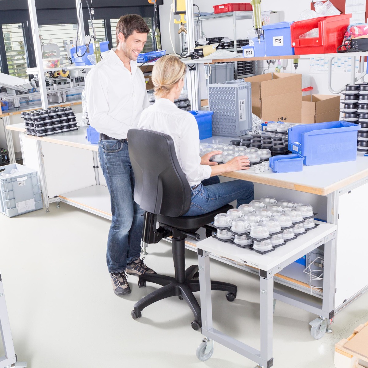 ESD-Stuhl im Laborumfeld