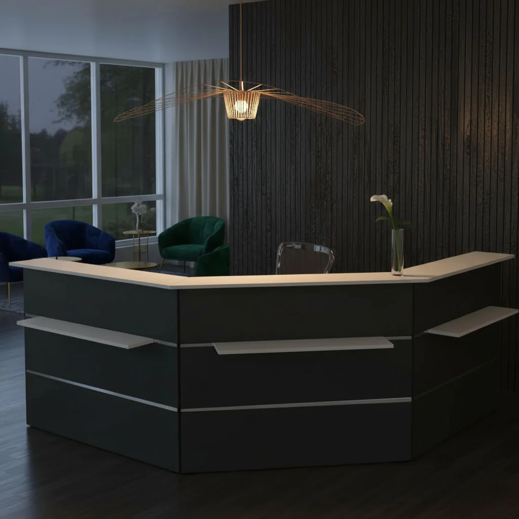 Detailansicht der optionalen LED-Beleuchtung und der hochwertigen Edelstahlstreifen