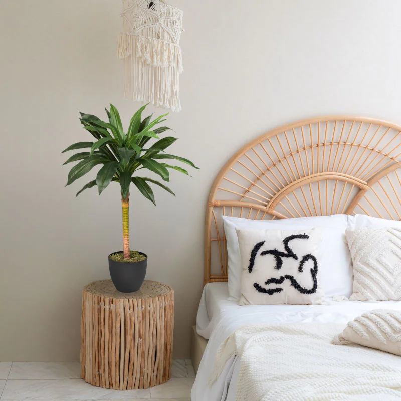 Kunstpflanze DRACAENA I als repräsentative und pflegeleichte Dekoration im Büro