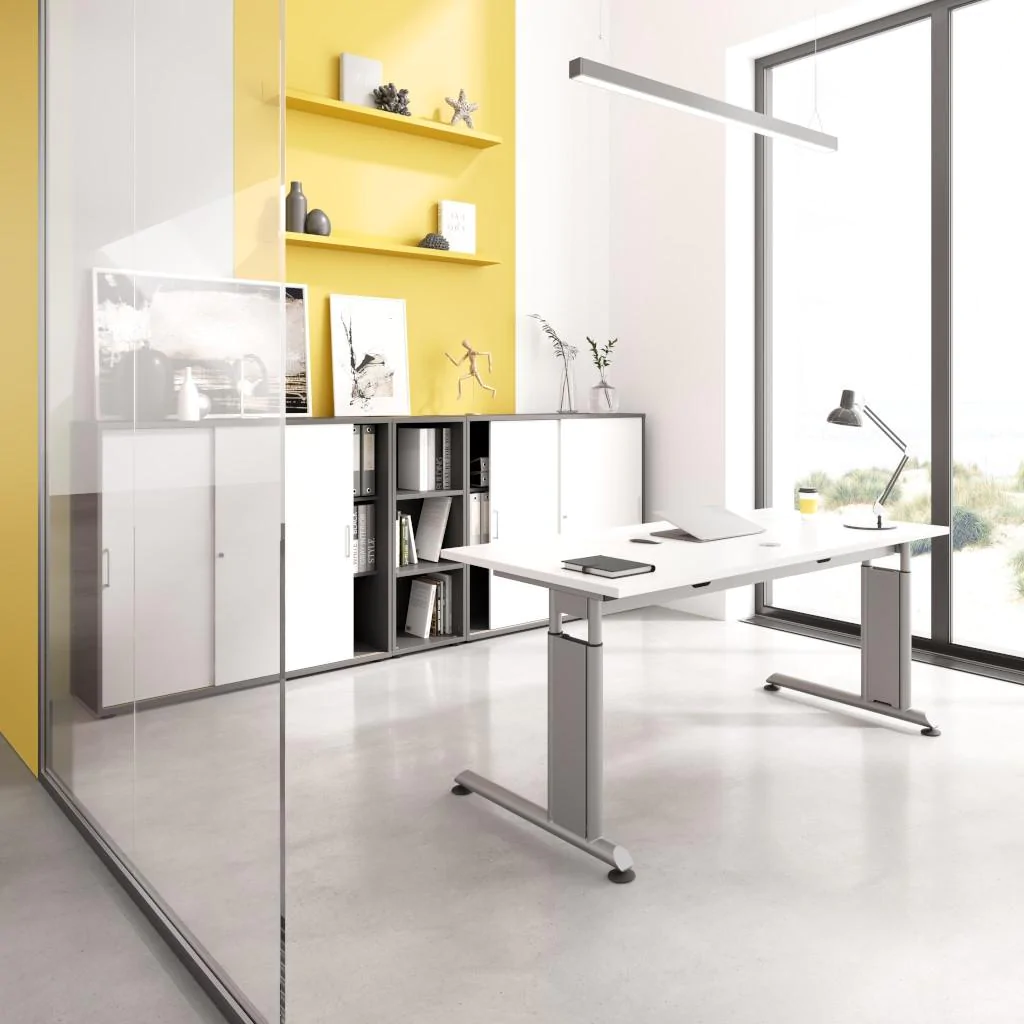 Schreibtisch Z als flexible und funktionale Lösung für das moderne Büro
