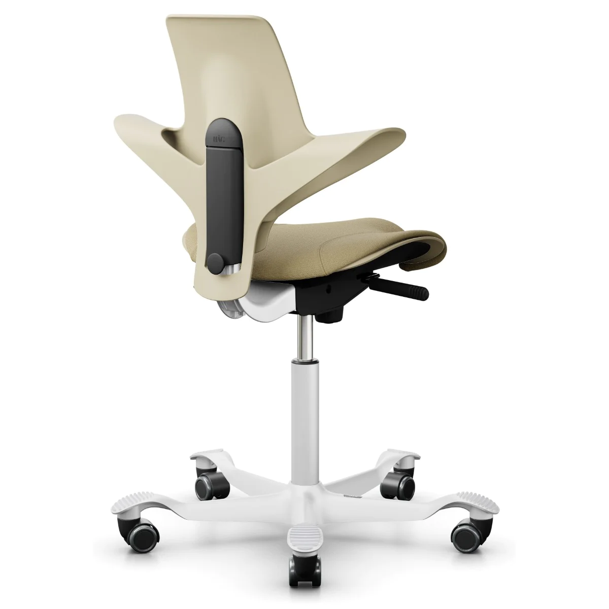 Der HÅG Capisco Puls mit optionalem HÅG StepUp® Fußring für maximale Flexibilität