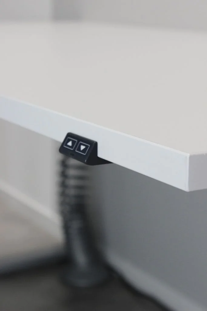 Höhenverstellbarer Schreibtisch 4242 von BME home - Produktbild 7 von 13