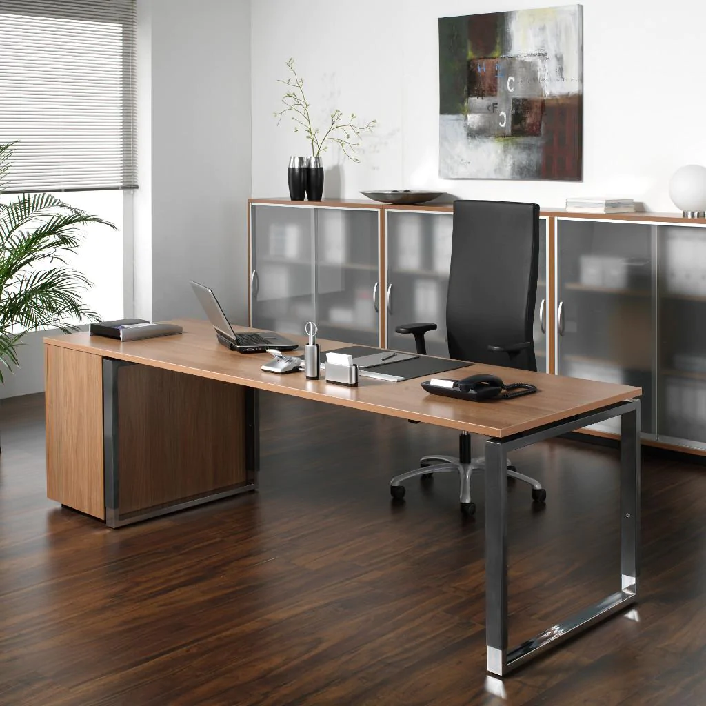 BME Regional Standcontainer als funktionale Erweiterung am Schreibtisch