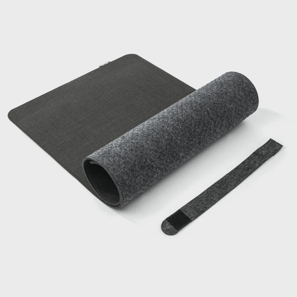 Detailansicht der rollbaren Sigel Schreibunterlage mit Ziernaht