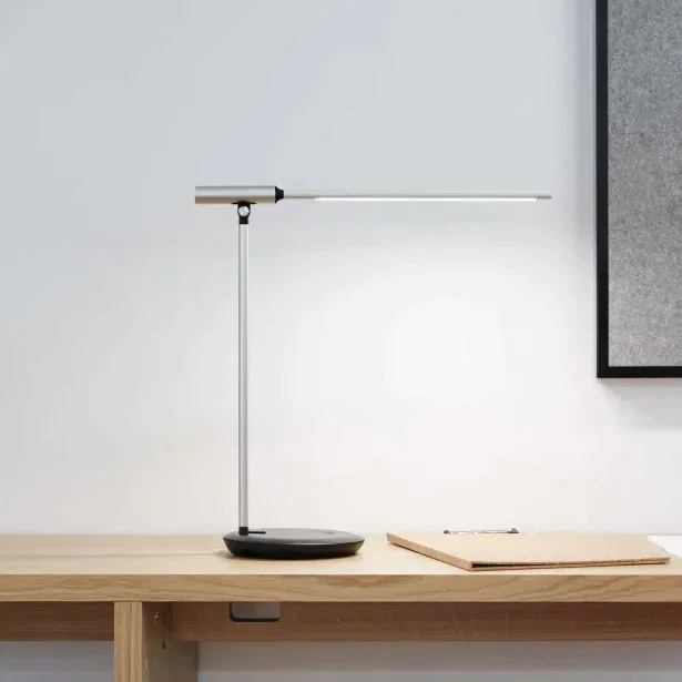 Tischleuchte MAULrubia LED in Silber mit verstellbarem Arm und Kopf