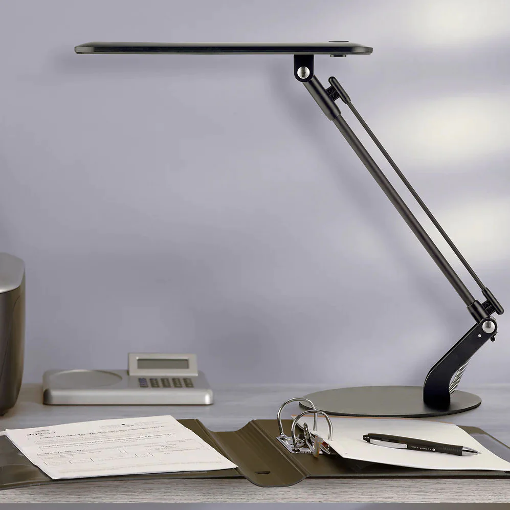 UNILUX RUMBALED LED-Schreibtischleuchte als kompakte und funktionale Lichtlösung