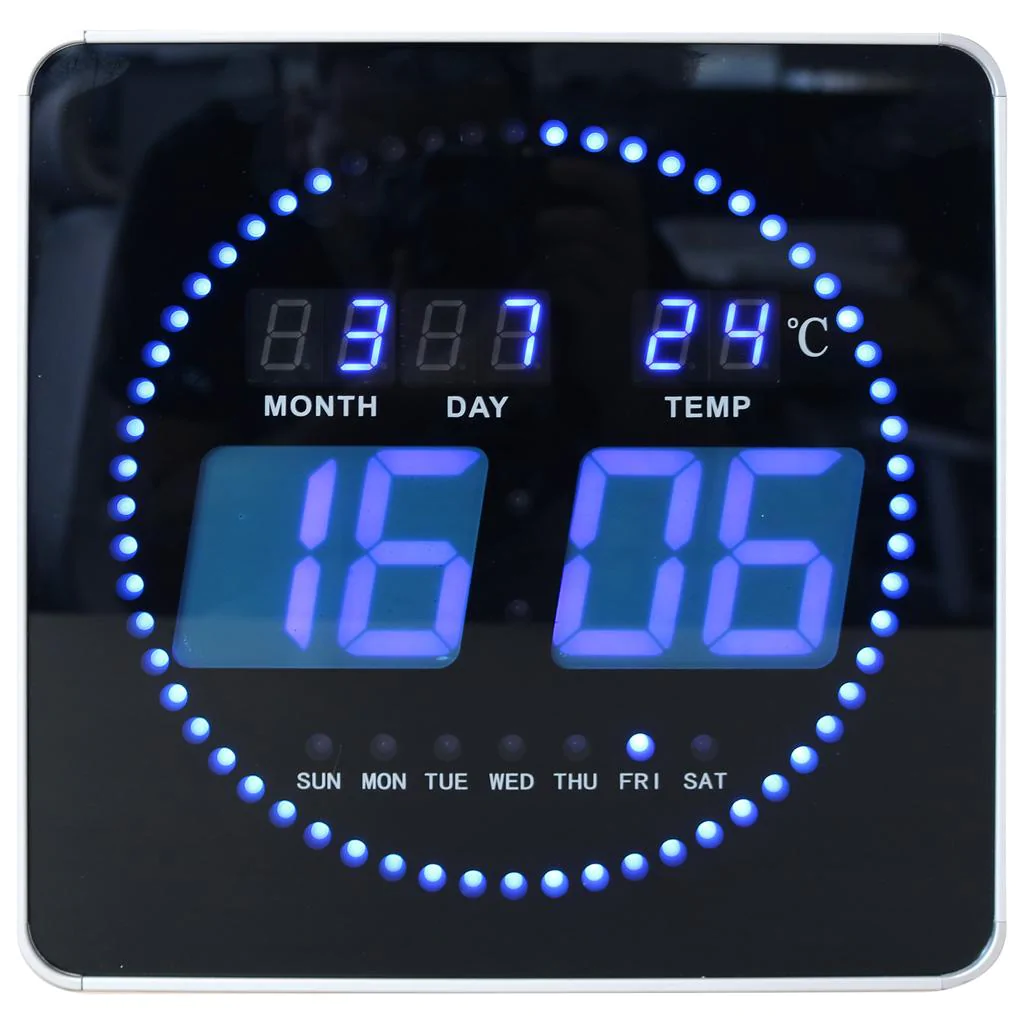 Detailansicht der multifunktionalen LED-Anzeige für Zeit, Datum und Temperatur